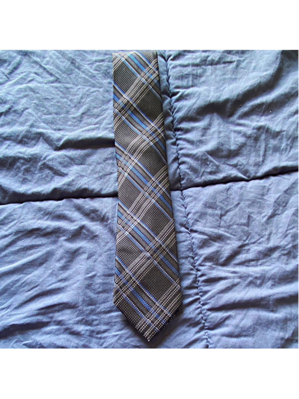 Joseph A. Bank Reserve 100% Silk Woven Tie Gray Blue Black Plaid Check Pointed